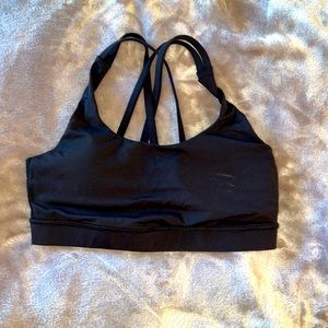 EUC Black lululemon energy bra!!